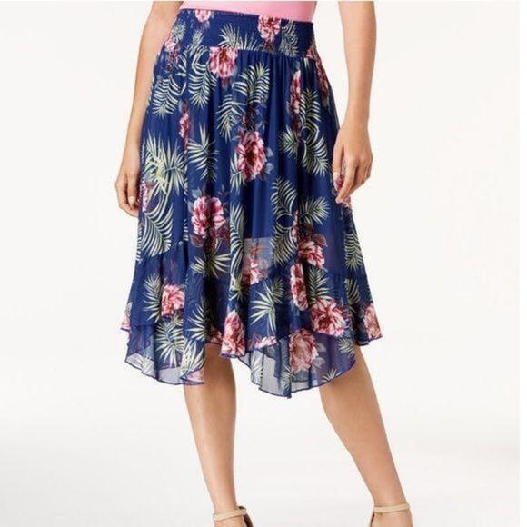 JOHN PAUL RICHARD Petite Tiered-Hemed Maxi Skirt - Picture 1 of 1